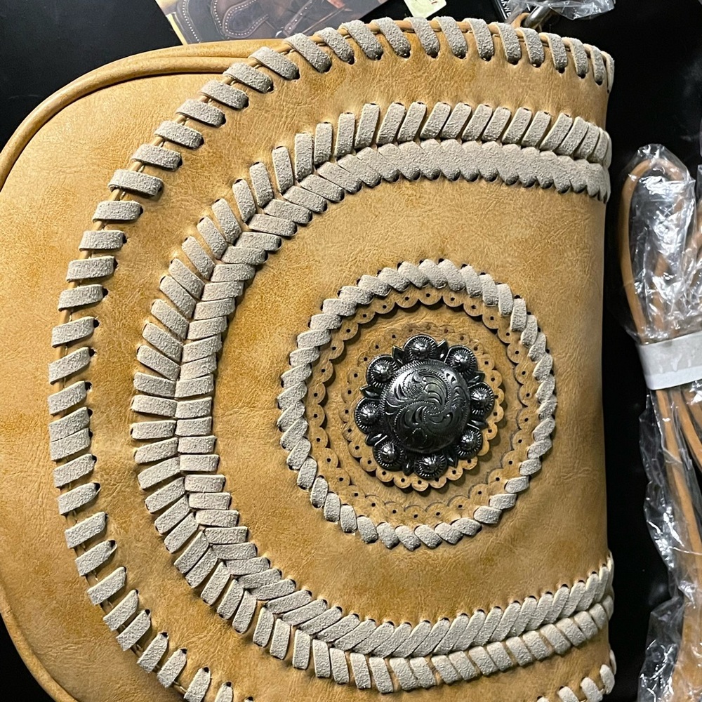 TAN LEATHER MONTANA WEST HANDBAG